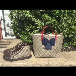Gucci children tote and sneakers